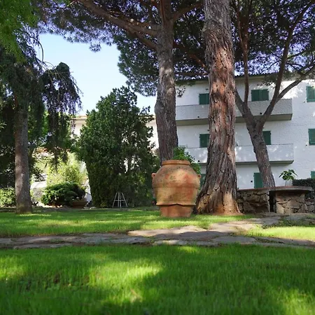 Hotel Marelba Cavo