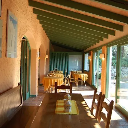 Hotel Marelba Cavo