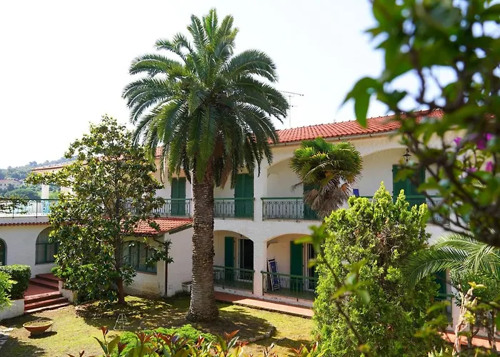 Hotell Marelba 3*