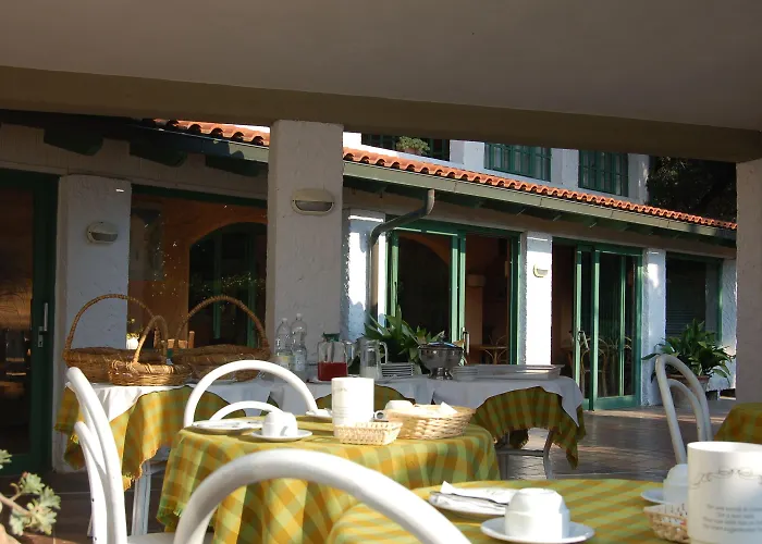 Hotel Marelba Cavo
